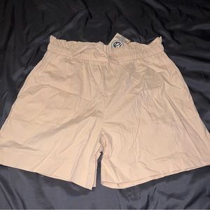 Tees2UrDoor Shorts T2D Paper Sack Drawstring Khaki Shorts Size XL Womens New NWT